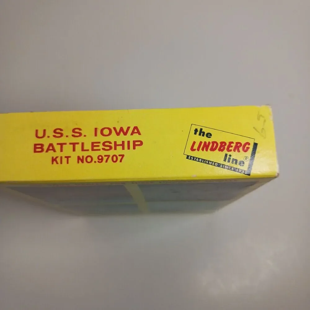 Lindberg Line Model Kit USS Iowa Battleship 1974 NOS Made In USA Vintage